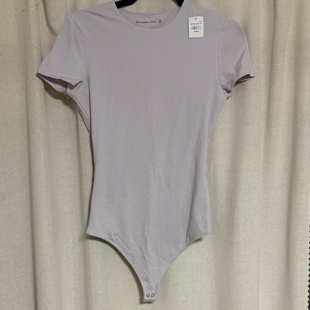 Abercrombie & Fitch Light Gray Tee